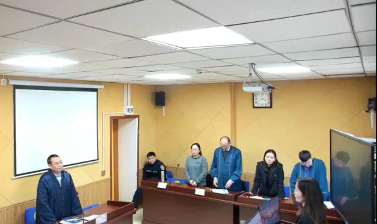 “Админерал” компанид давуу байдал үүсгэсэн албан тушаалтнуудыг шүүхээр шийтгэв