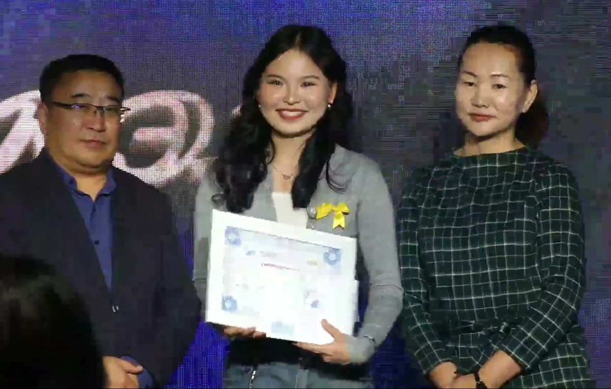 Оюутнуудад ажлын 20 цаг хэрэгтэй