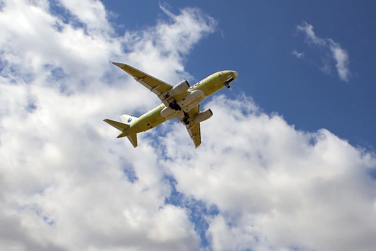 Оросын нисэхийн салбар системийн хямралд орлоо