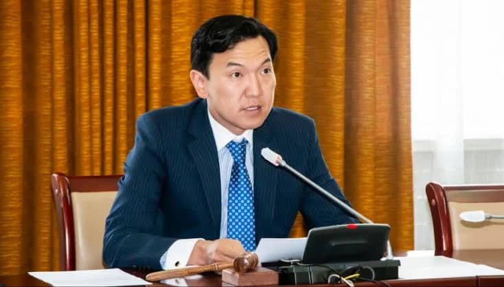 Сможет ли Н.Учрал удержаться? За кадром смены руководства в Монголии