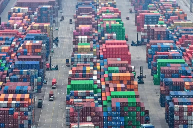 Хятадын эдийн засгийн өсөлт хүлээлтээс өндөр гарав!