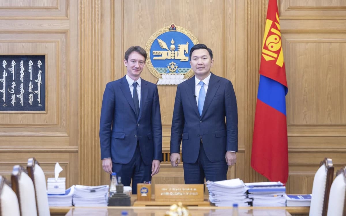 Ерөнхий сайд дэлхийн тансаг зэрэглэлийн ноолуурын брэнд Loro Piana компанийн гүйцэтгэх захиралтай уулзлаа