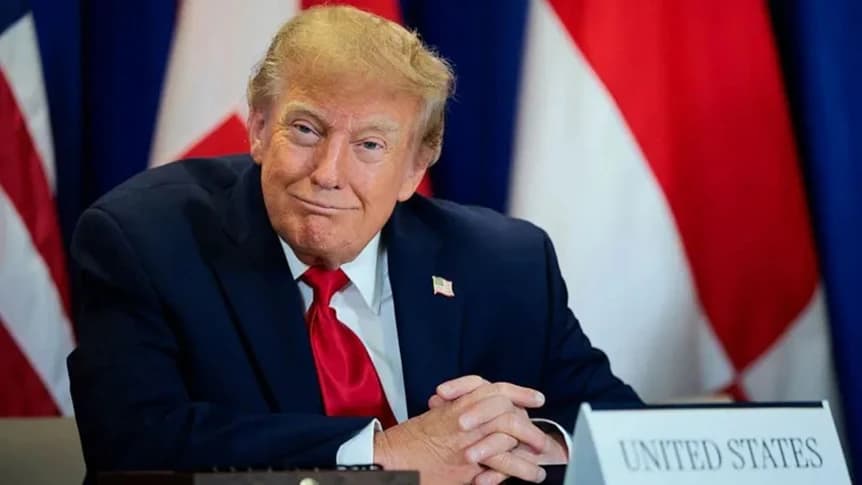 Трампын “алтан үе” шуугиан, доог тохуу, хямрал үүсгэв