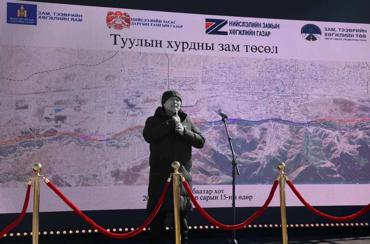 Хууль, шүүхийнхнээс асууя: Х.Нямбаатарын араас хууль хэзээ хүрч очих вэ?!