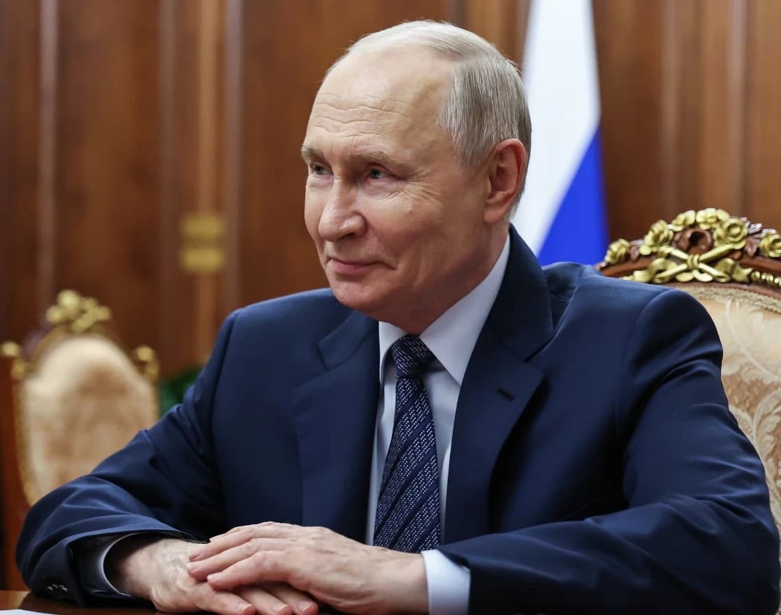 Путин Орос дахь эрх мэдлээ улам бэхжүүлэв